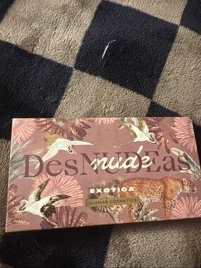Alamar Cosmetics Desnude Exotica Eyeshadow Palette - Nude Tones